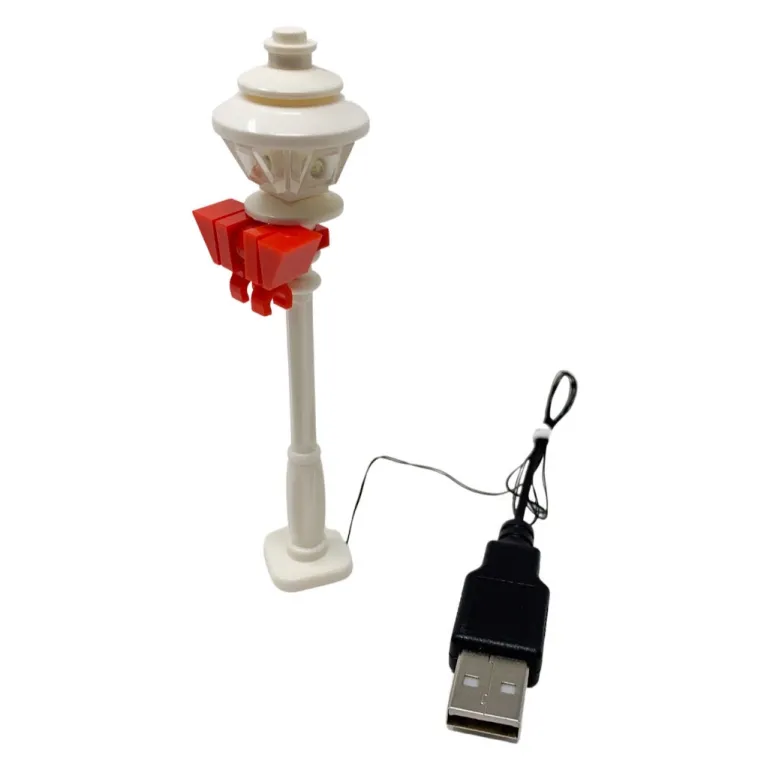 The Brick Show Shop Christmas Light-Up Lamp Post (Yellow Light) for LEGO layouts