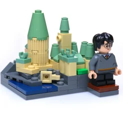The Brick Show Shop Custom Mini Wizard's School with Harry Potter Minifigure