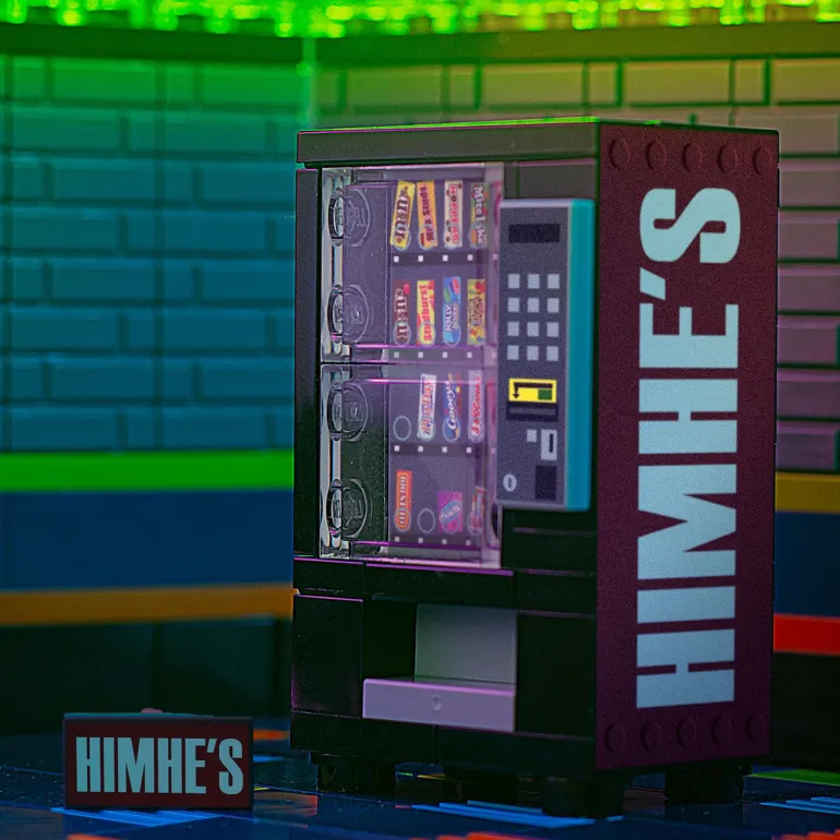 The Brick Show Shop HimHe's - B3 Customs® Candy Vending Machine