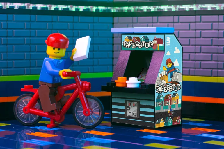 The Brick Show Shop Paper Stud - B3 Customs Arcade Machine made using LEGO parts