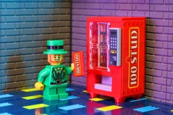 The Brick Show Shop 100 Stud - B3 Customs® Candy Vending Machine made using LEGO bricks