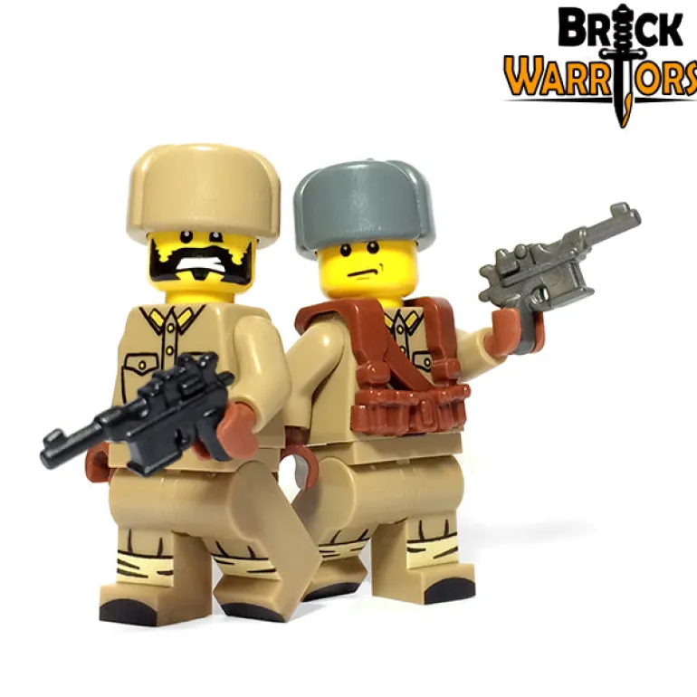The Brick Show Shop Ushanka (Russian) - LEGO Minifigure Compatible (Brick Warriors)